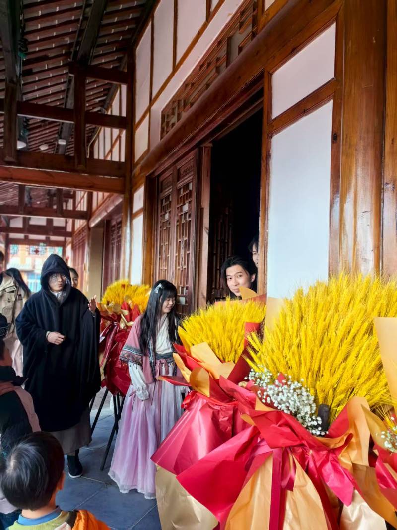 沉浸赋能：互助景区演艺的差异化突围之路